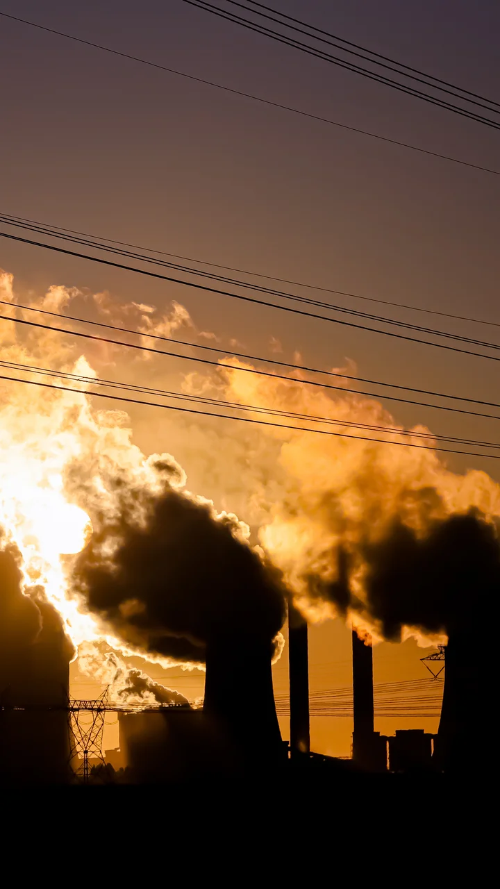 Decommissioning /Demolishing Power Plants