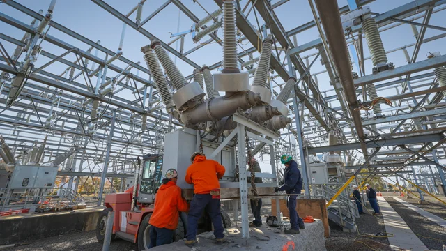 Despite Superstorm Sandy, Black & Veatch Installs a Distribution Substation On Time