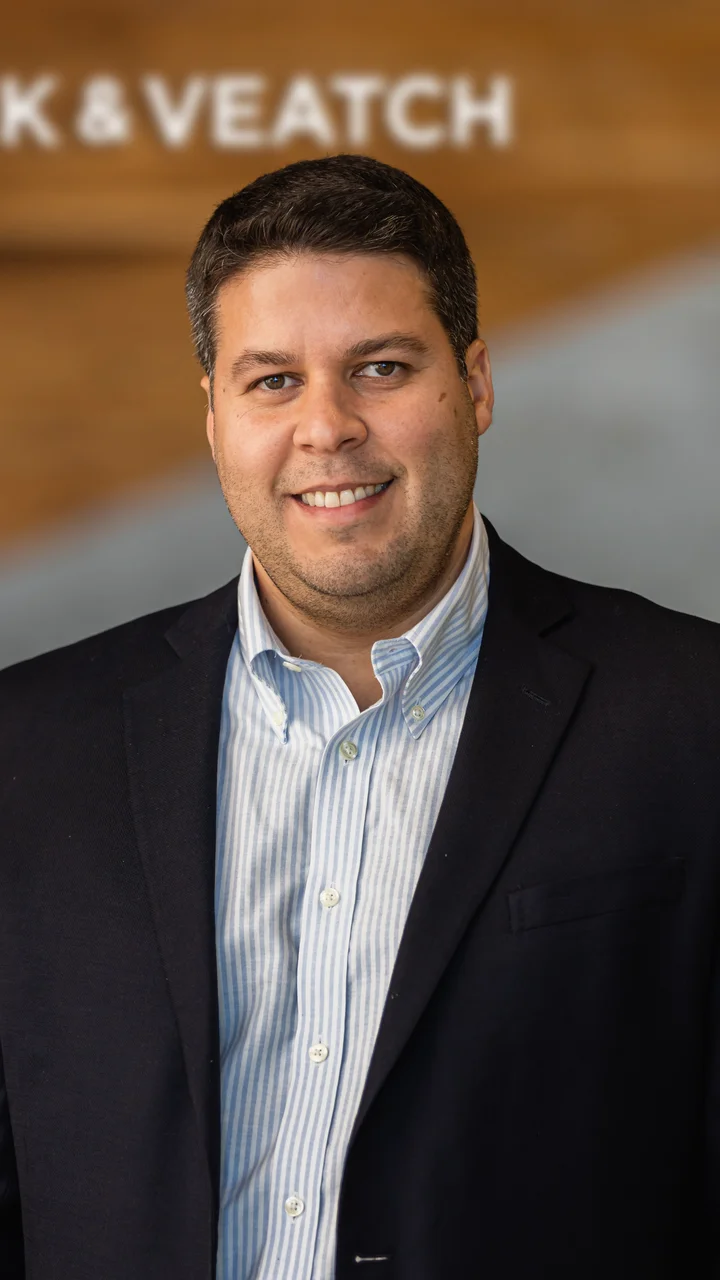Oscar Falcon 